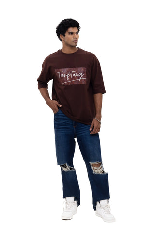 TURQTANG Cocoa Crush Oversized T-Shirt in Classic Chestnut – Warm-toned streetwear for relaxed style.