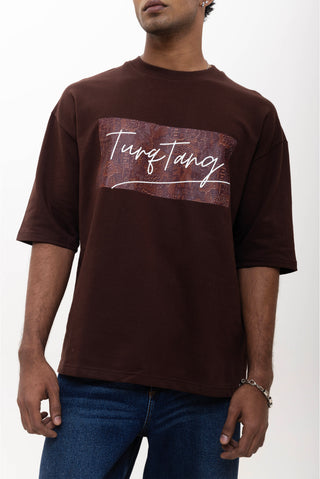 TURQTANG Cocoa Crush Oversized T-Shirt in Classic Chestnut – Warm-toned streetwear for relaxed style.