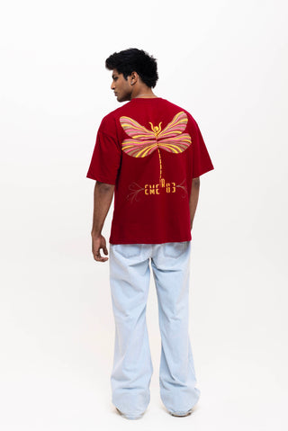 TURQTANG Dragonfly Oversized T-Shirt in Burgundy – Fashion-forward comfort with artistic detail.