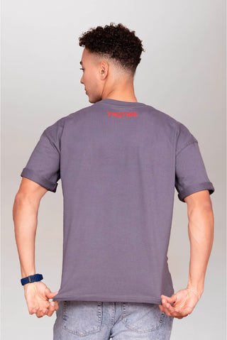 TURQTANG Life Oversized T-Shirt in Midnight Grey – Casual streetwear with premium comfort.